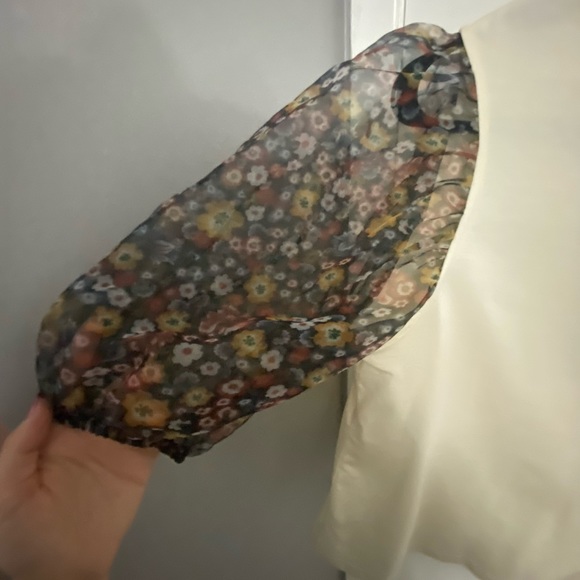 Zara blouse - Picture 2 of 3